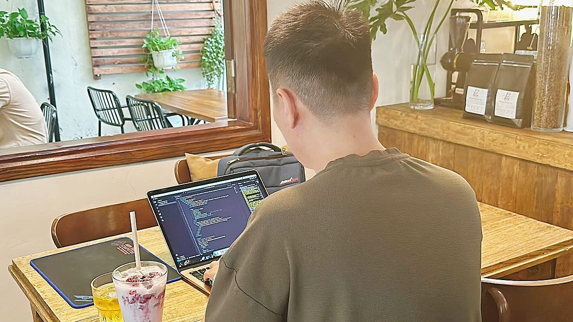 Người-trẻ-làm-Freelancer