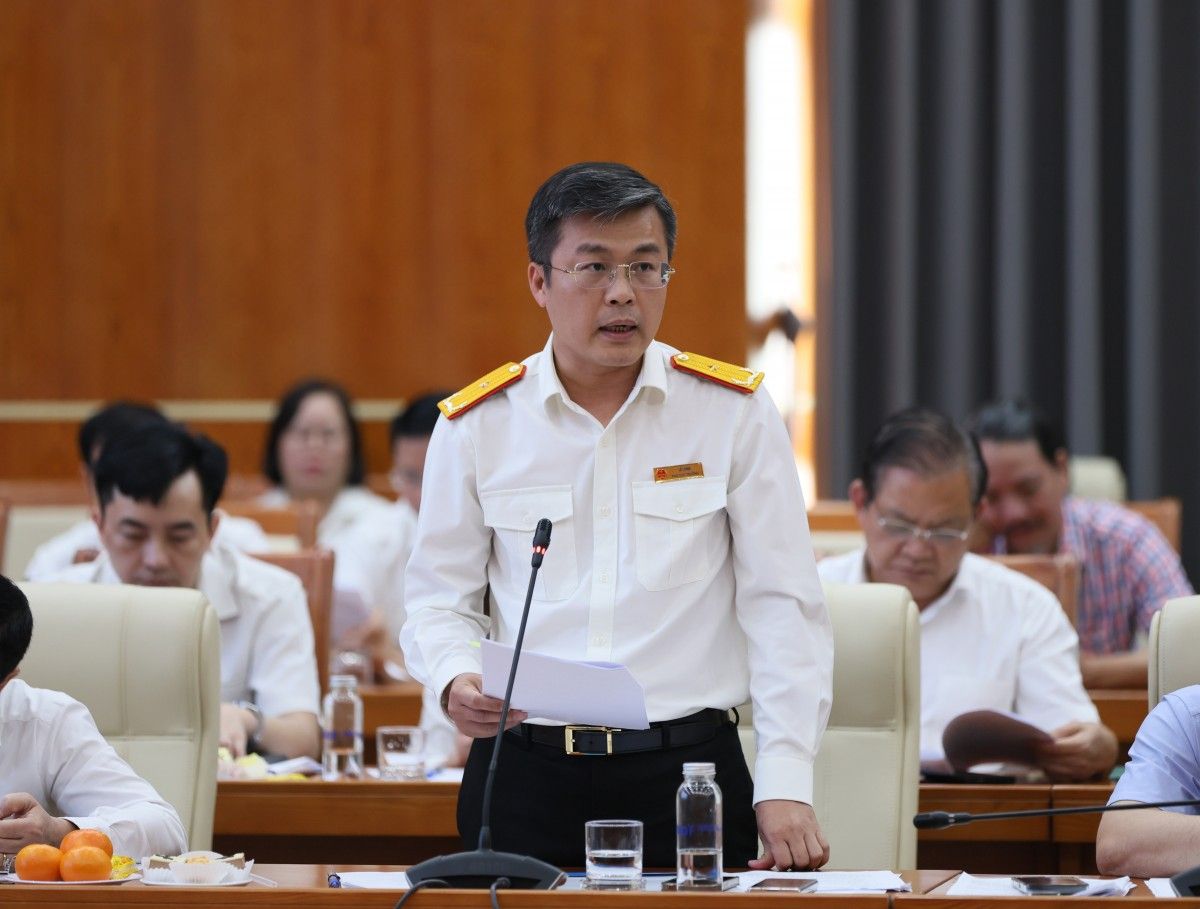 Trưởng-cục-thuế-báo-cáo