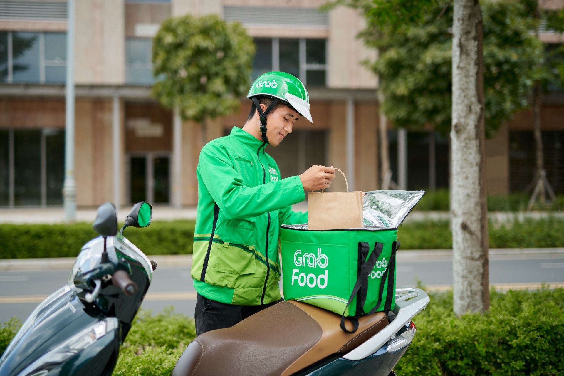 Grab-Food-và-thuế-hộ-kinh-doanh