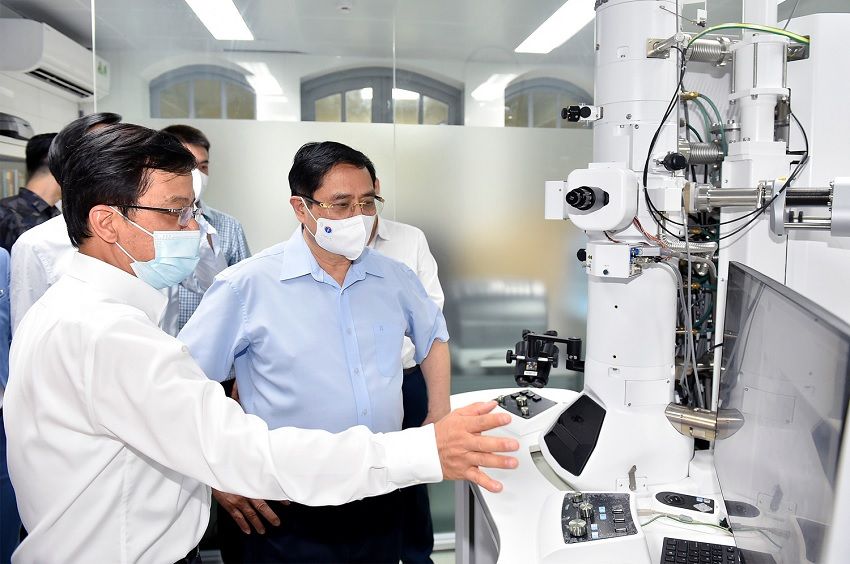 Thủ tướng Phạm Minh Chính và công nghệ trong nước