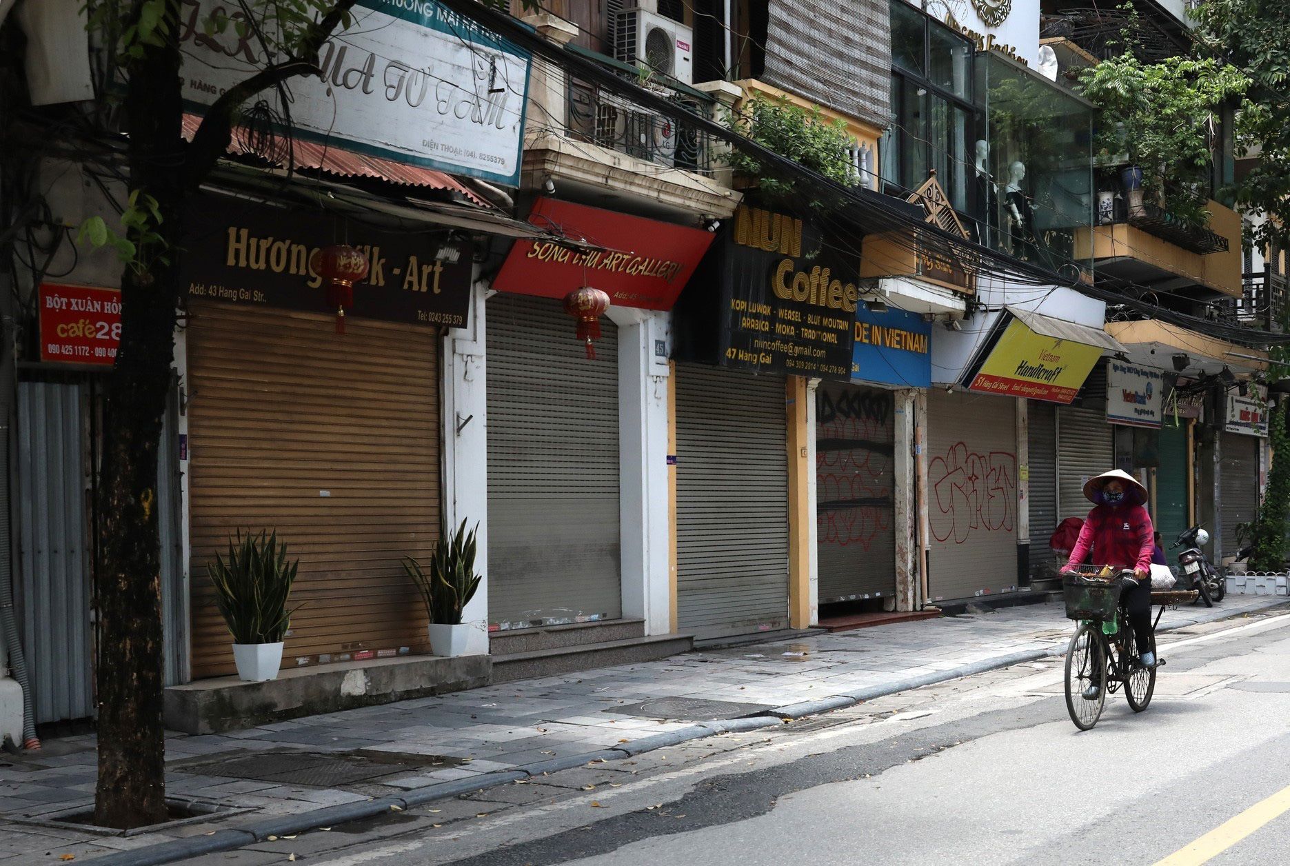 Doanh-nghiệp-đóng-cửa-ở-Hà-Nội